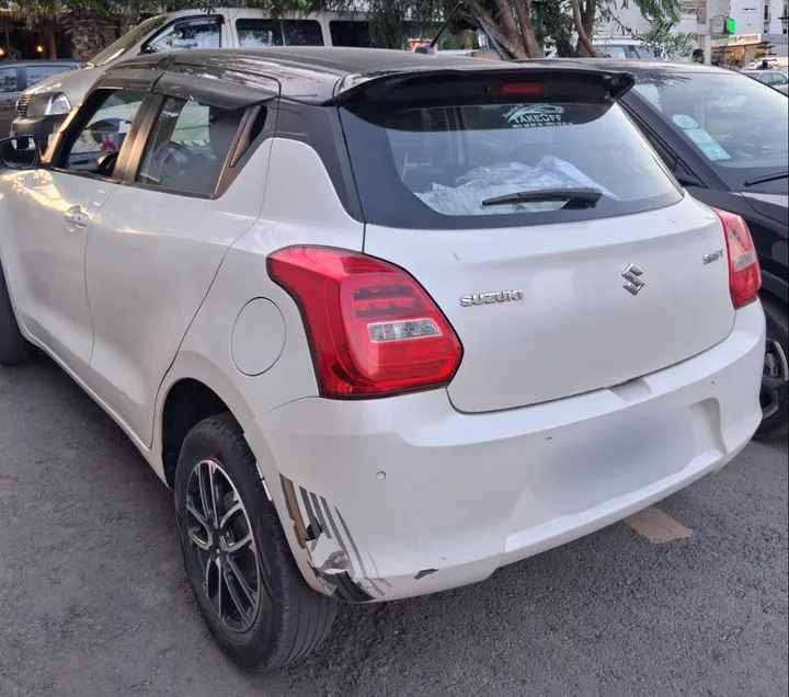 Suzuki Swift 2022 Automatic – photo 3