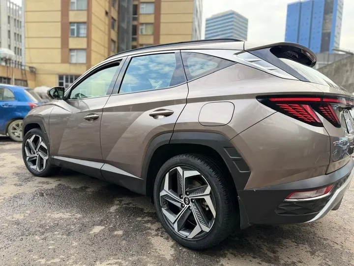 Hyundai Tucson Hybrid 2023 – photo 6