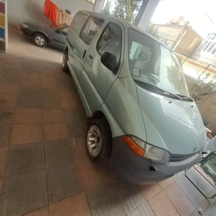 Toyota Hiace Van 2L 1997 – photo 8