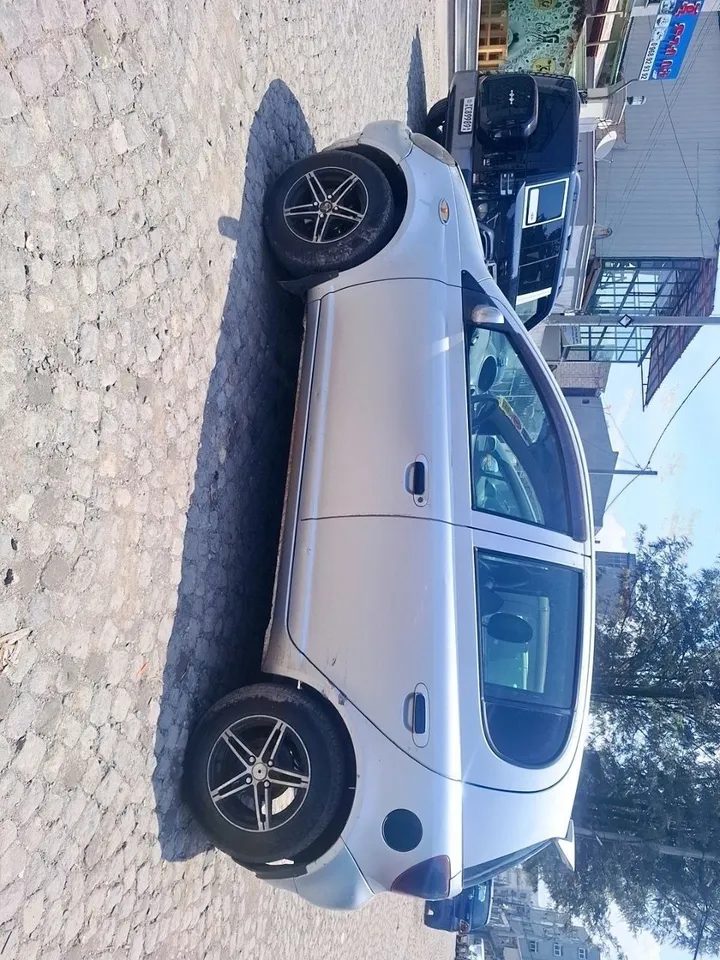 Toyota Vitz 2000 – photo 3