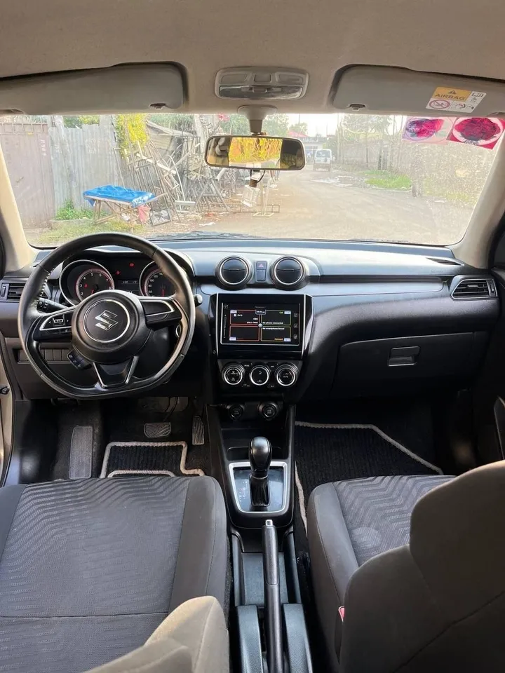 Suzuki Swift 2021 Automatic 1.2L – photo 7