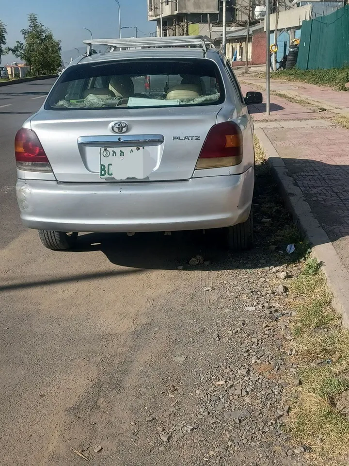 Toyota Platz 2005 Automatic – photo 4