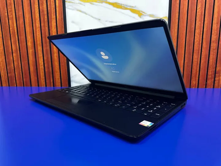 HP 250 G8 Core i7 Laptop – photo 6