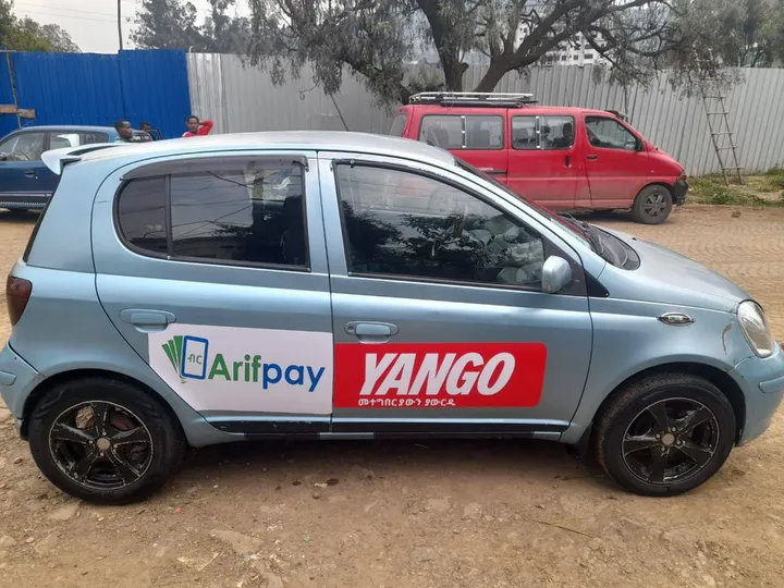 Toyota Vitz 2002 Automatic – photo 4