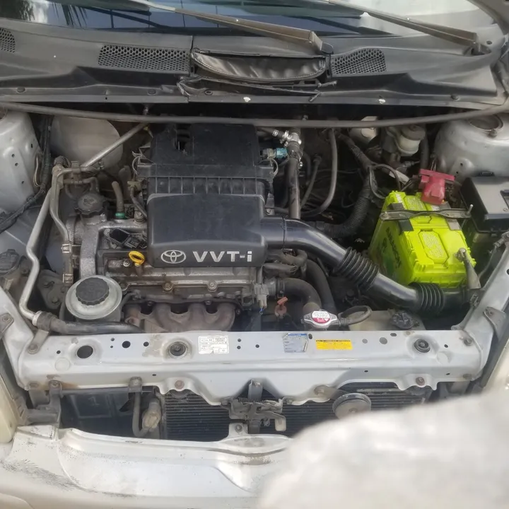 Toyota Vitz 2002 Automatic – photo 3
