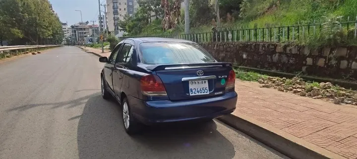 Toyota Platz 2005 Automatic – photo 3