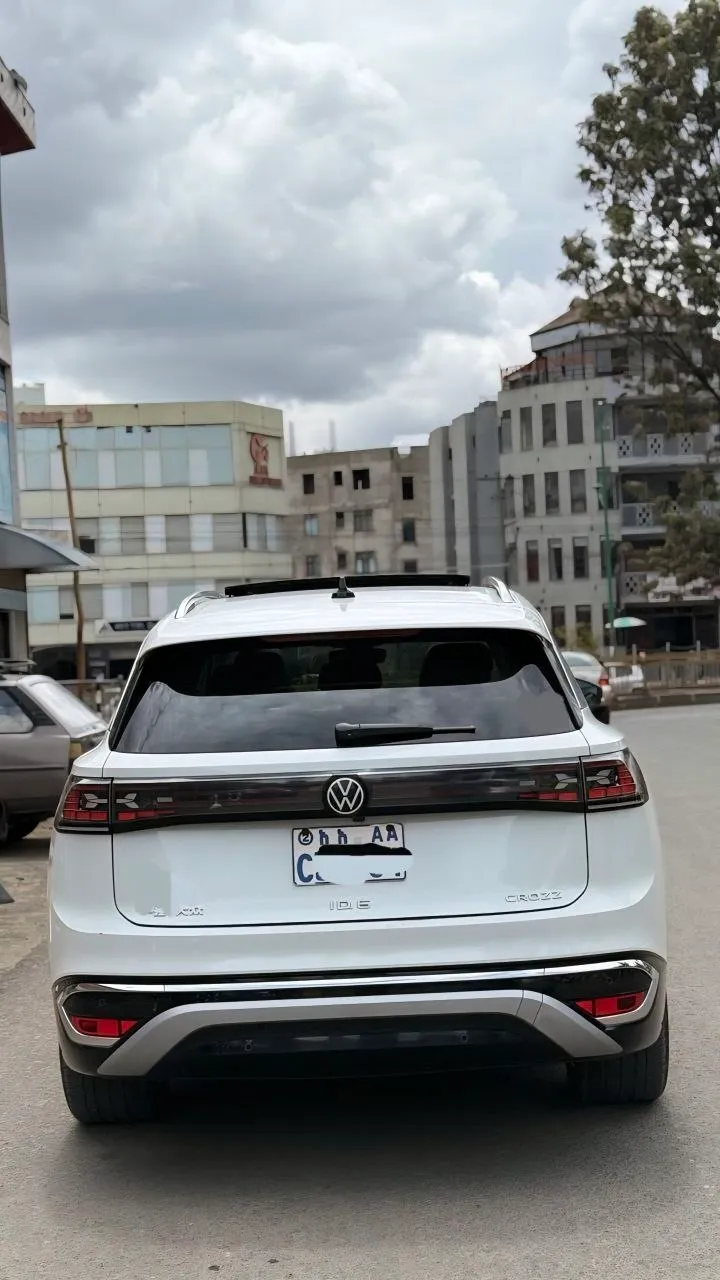 Volkswagen ID.6 Crozz Pro EV 2023 – photo 9