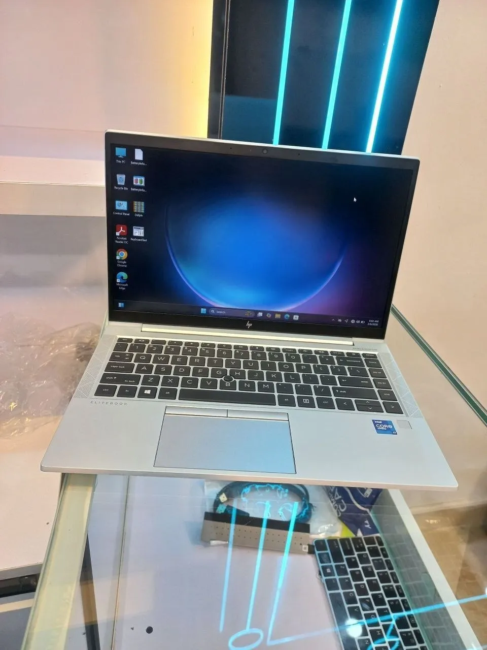 HP EliteBook 840 G8 Touchscreen i7 – photo 3