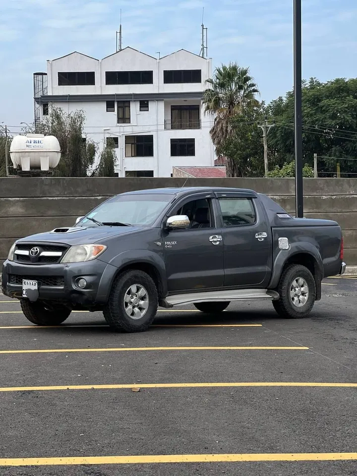 Toyota Hilux Double Cab 2010 – photo 6