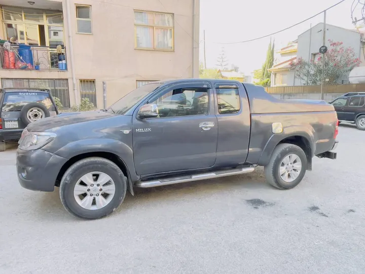 Toyota Hilux D4D 2010 Manual – photo 10