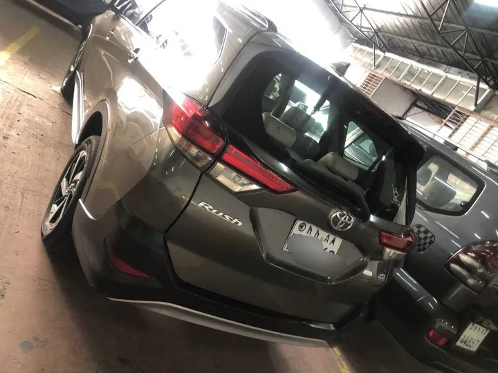Toyota Rush G 2021 Automatic – photo 3