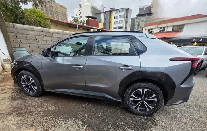 Toyota bZ4X 2023 Electric SUV – photo 5