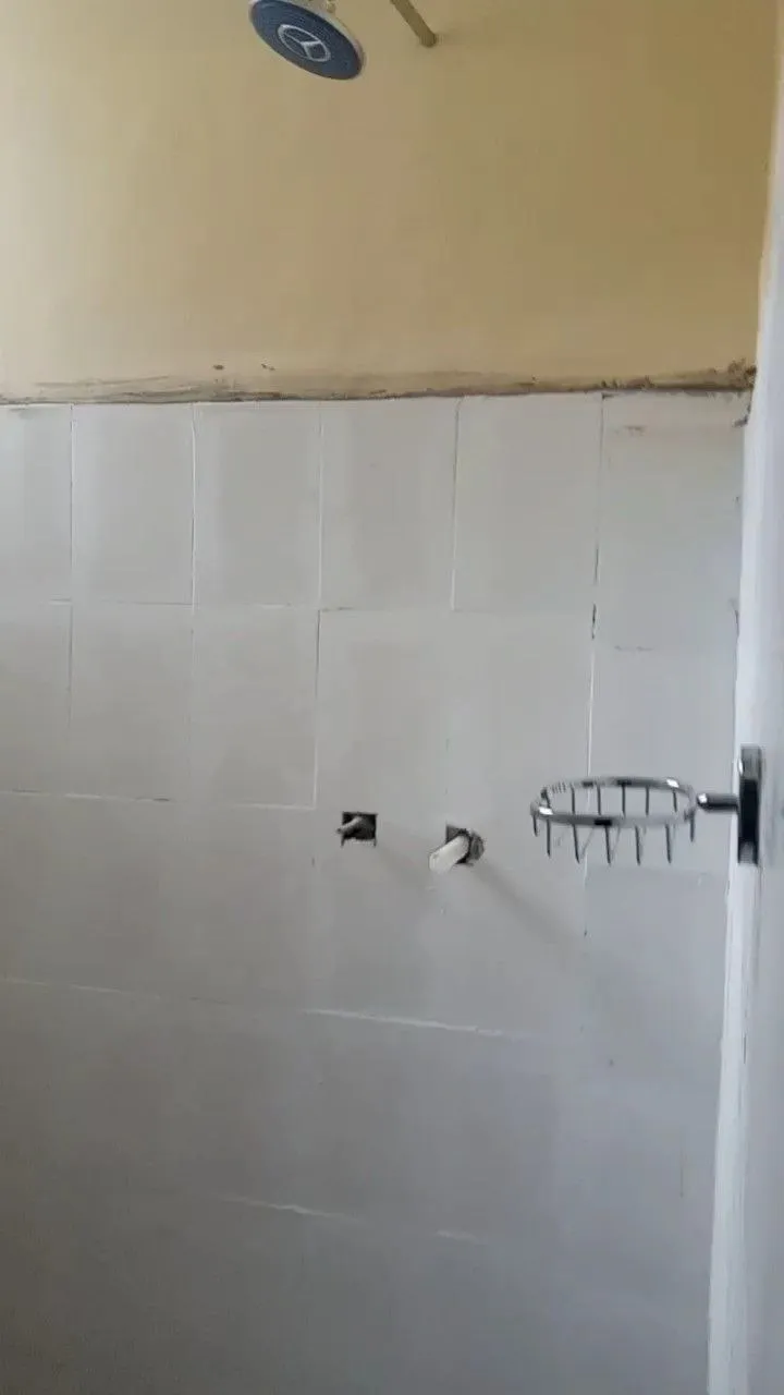 40/60 Condominium Ayat 2 Bedroom – photo 8