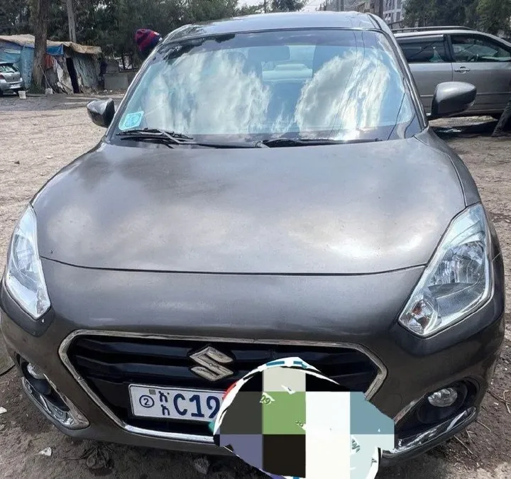 Suzuki Dzire 2022 Automatic – photo 4
