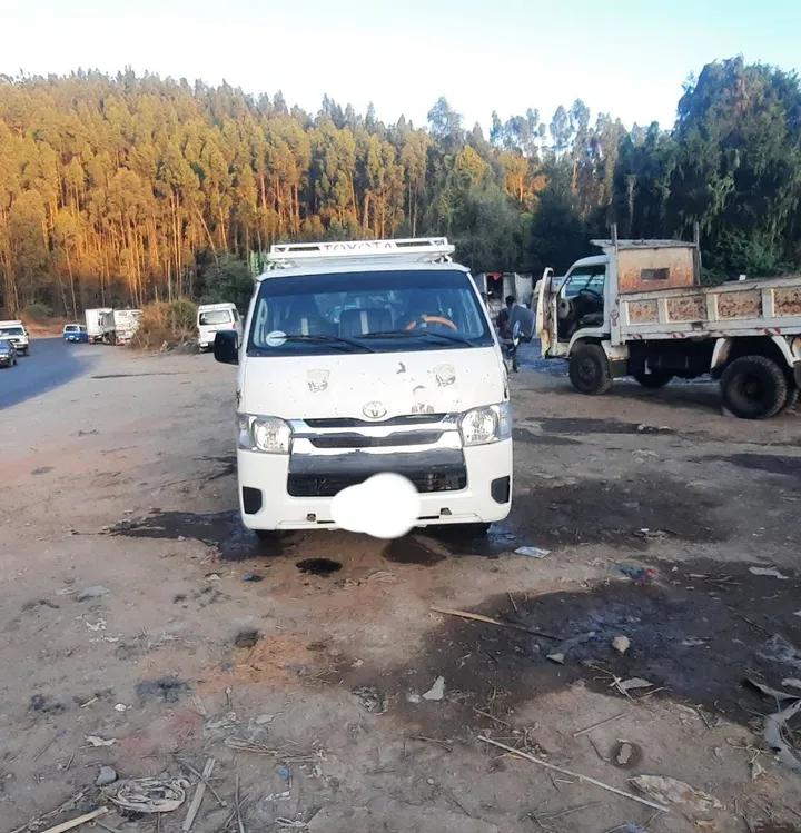 Toyota D4D Abadula 2007 Manual – photo 4