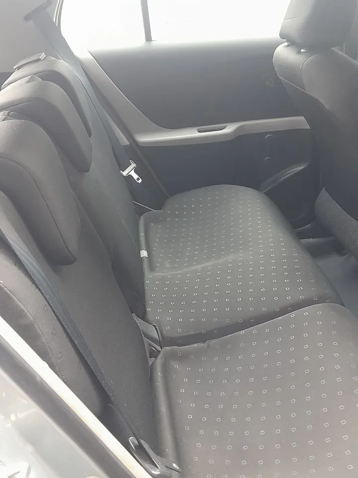 Toyota Yaris Compact 2007 – photo 6