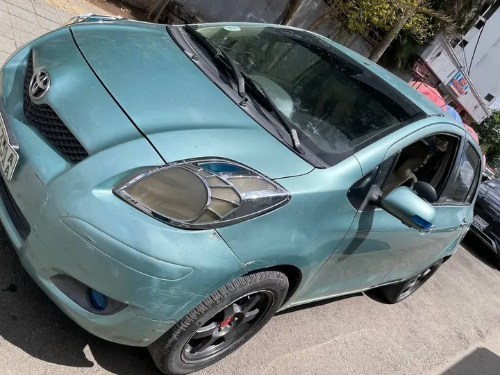 Toyota Yaris Compact 2007 – photo 6