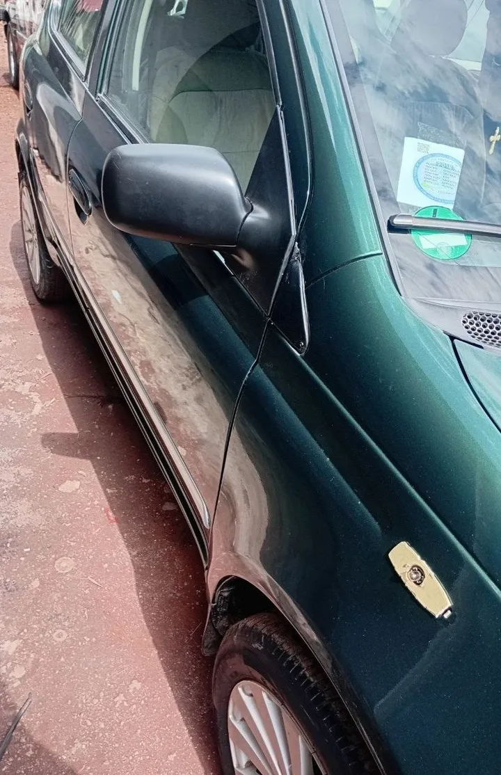 Toyota Yaris 2001 Manual – photo 3