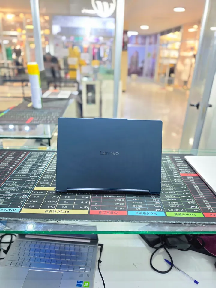 Lenovo Yoga 9i Aura 32GB 1TB – photo 4