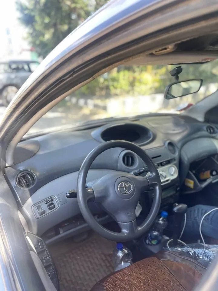 Toyota Vitz 2004 Automatic – photo 5