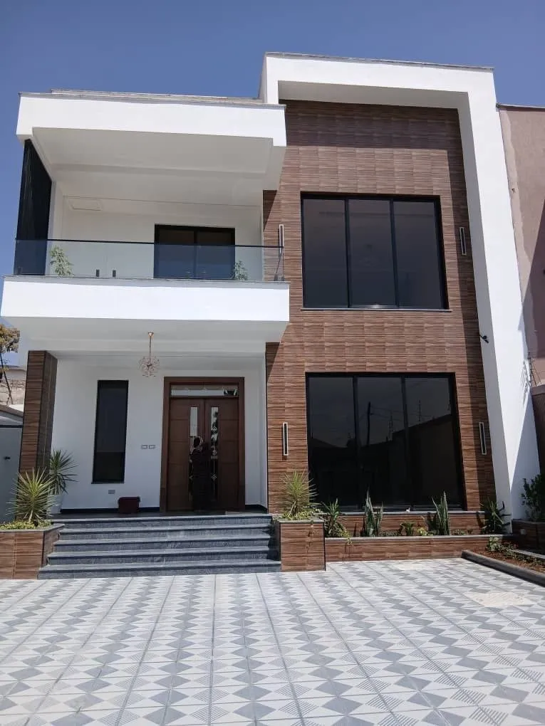 G+1 House 300 sqm Jakros Meta – photo 4