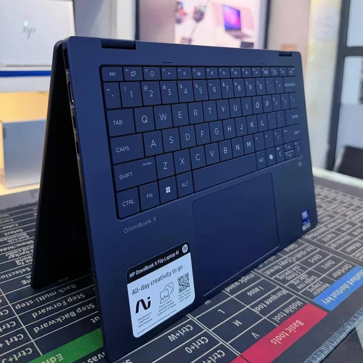 HP Omnibook X 360 Ultra 5 Laptop – photo 3