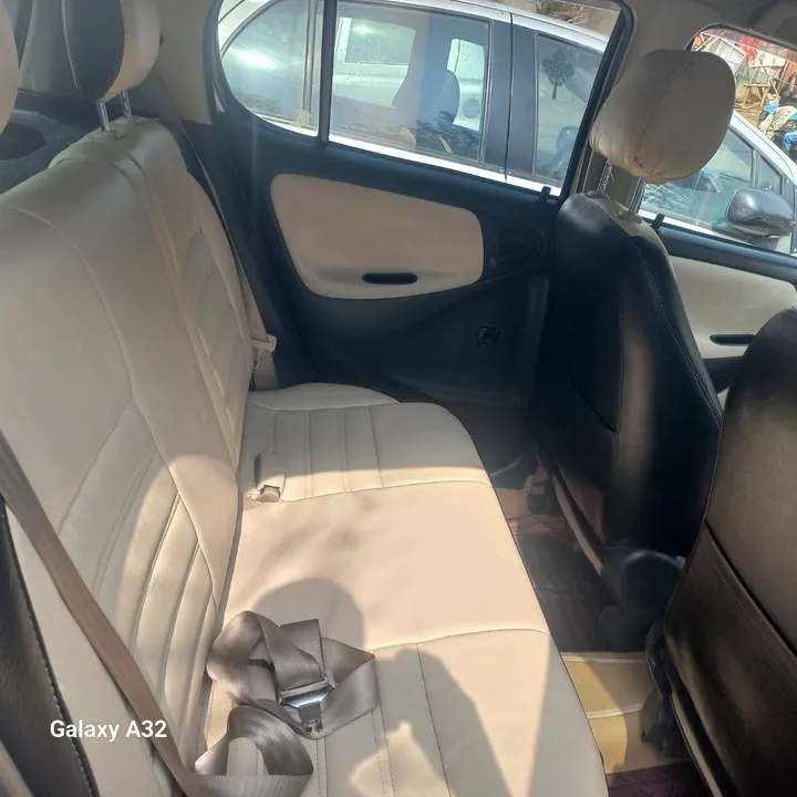 Toyota Vitz 2004 Automatic – photo 3