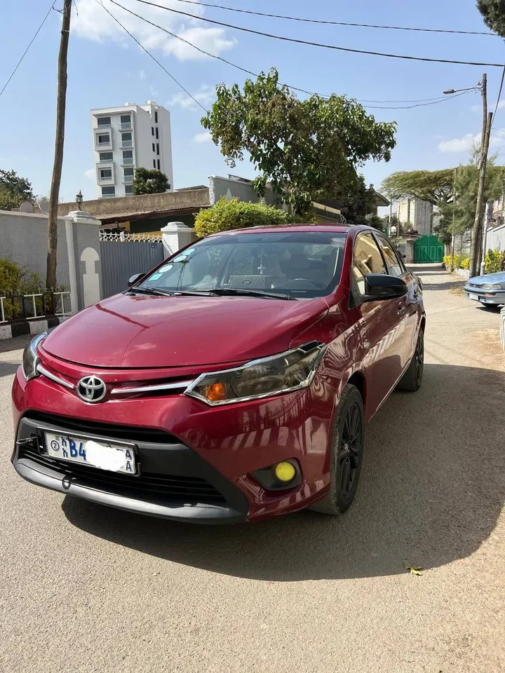 Toyota Yaris Sedan 2014 Automatic – photo 5