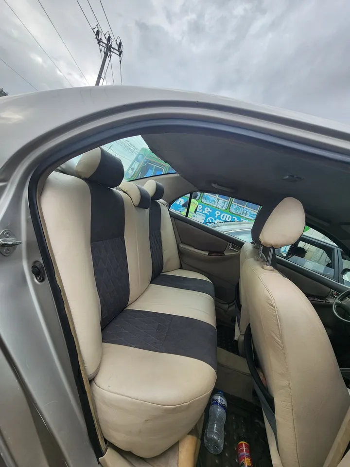 Toyota Corolla 2005 Automatic – photo 7