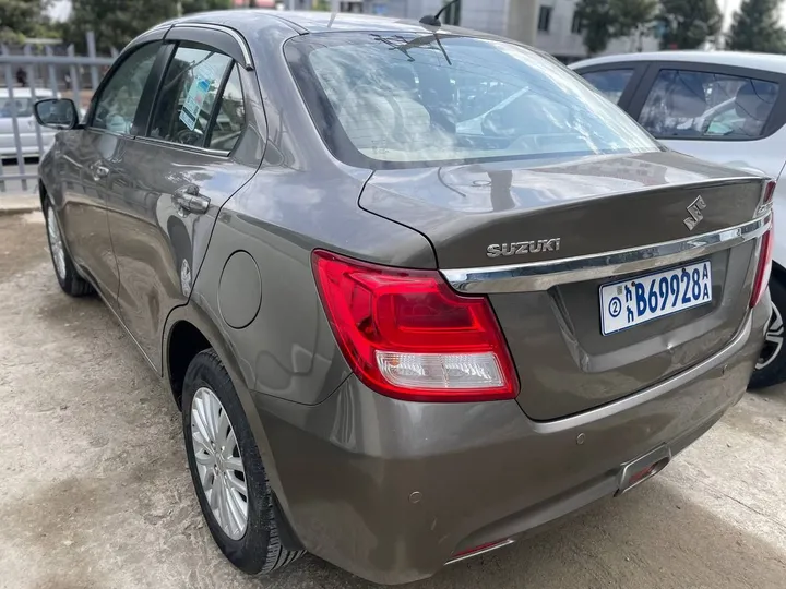 Suzuki Dzire 2020 Automatic – photo 5
