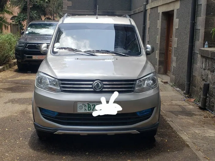 2023 Van 38000 km Driven – photo 3