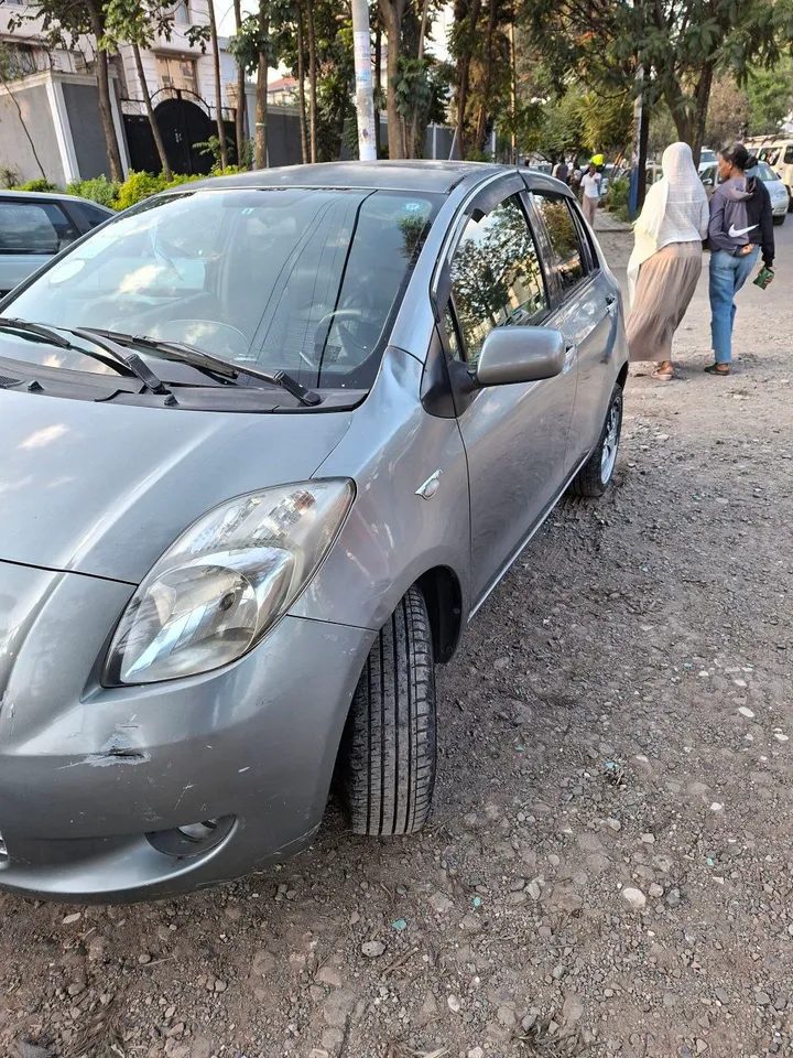 Toyota Yaris Compact 2007 Automatic – photo 8