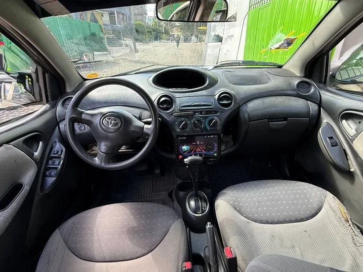 Toyota Vitz 2004 Automatic – photo 4