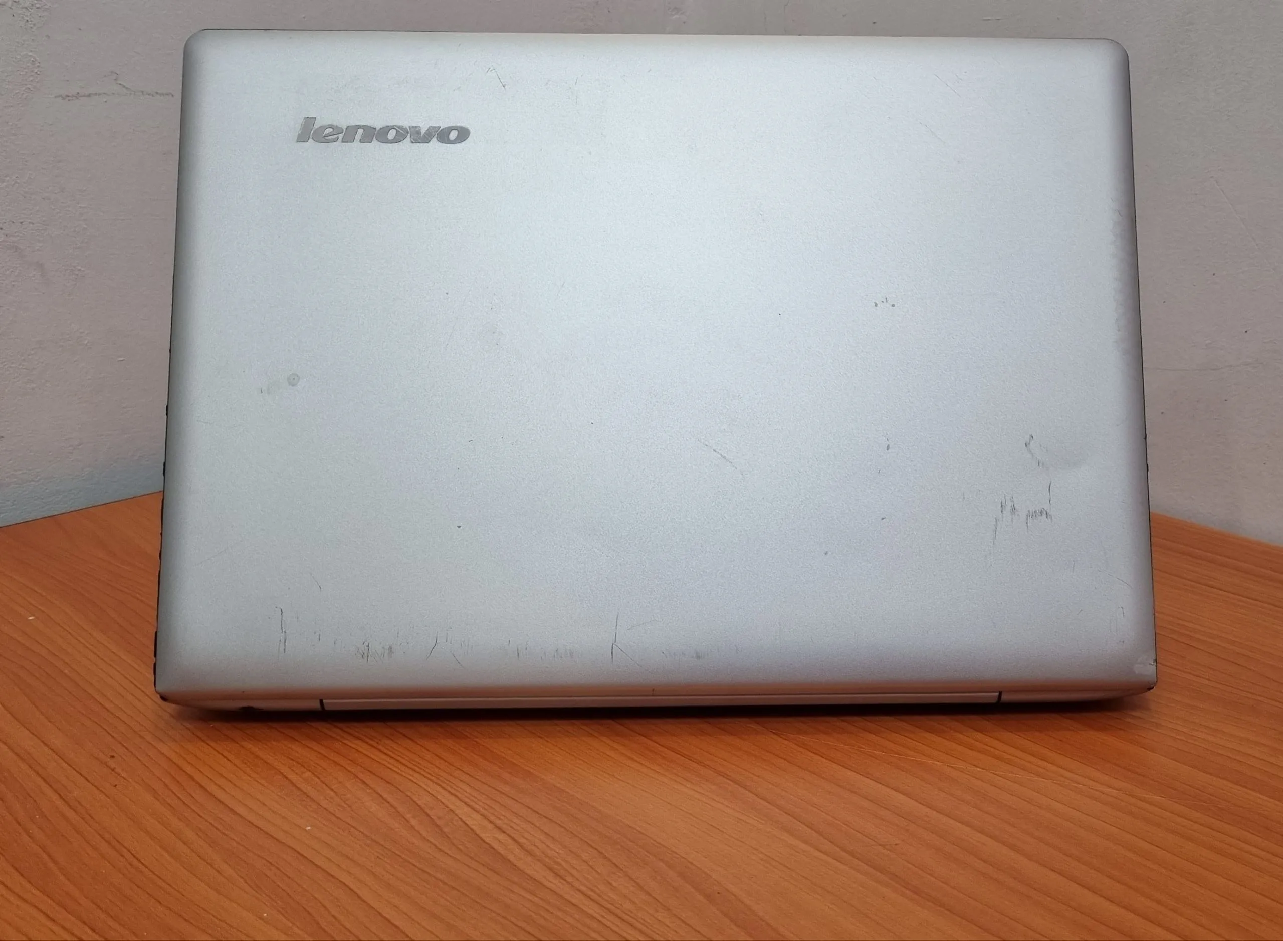 Lenovo Ideapad U40 Core i3 Laptop – photo 6