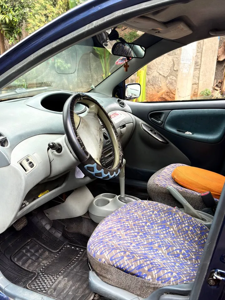 Toyota Vitz 2001 Automatic – photo 6