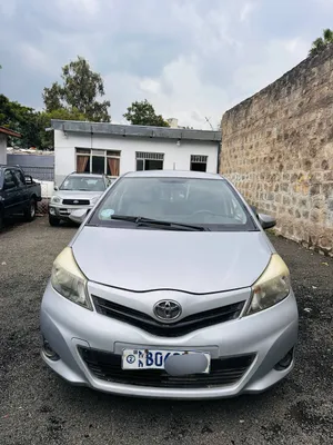 Toyota Yaris Compact 2012 Automatic
