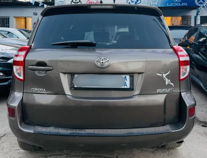 Toyota Rav4 2011 4WD – photo 5