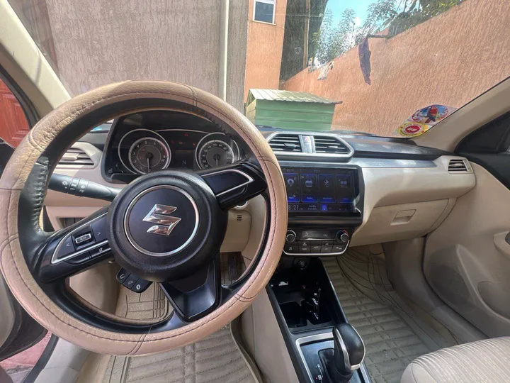 Suzuki Dzire 2022 Automatic – photo 3