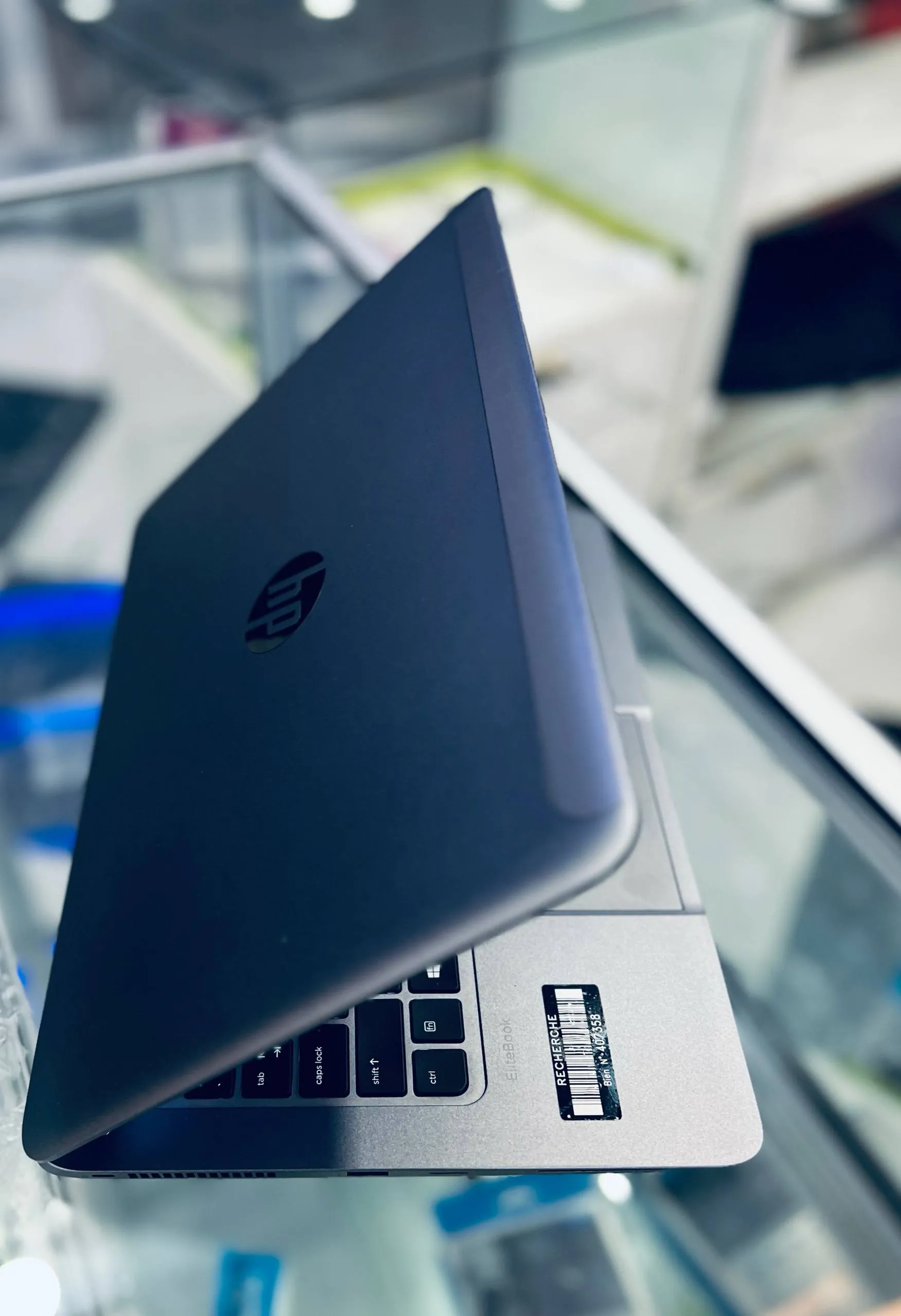 HP Folio 1040 i7 Laptop – photo 5