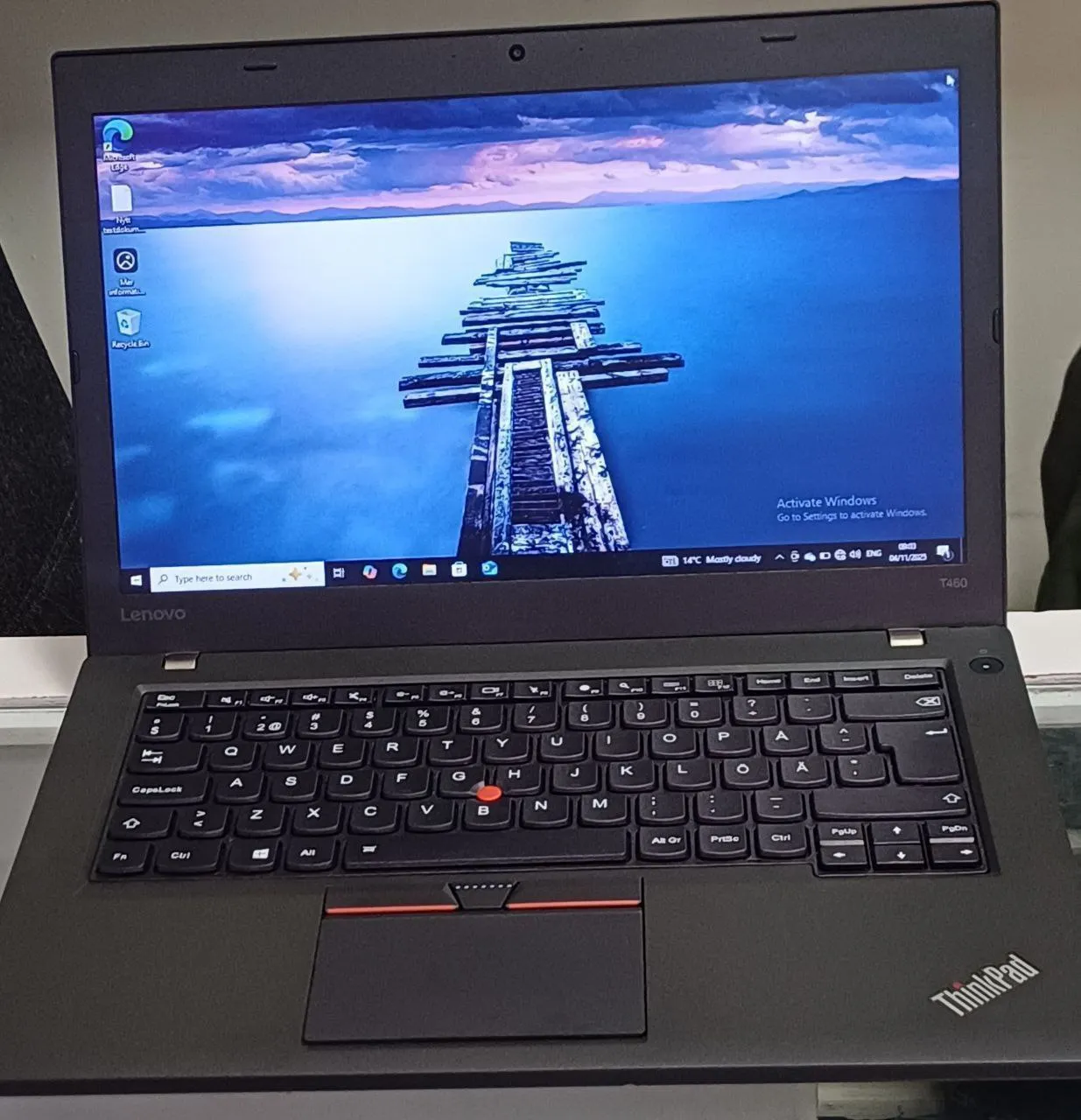Lenovo T460 Core i5 Laptop – photo 4