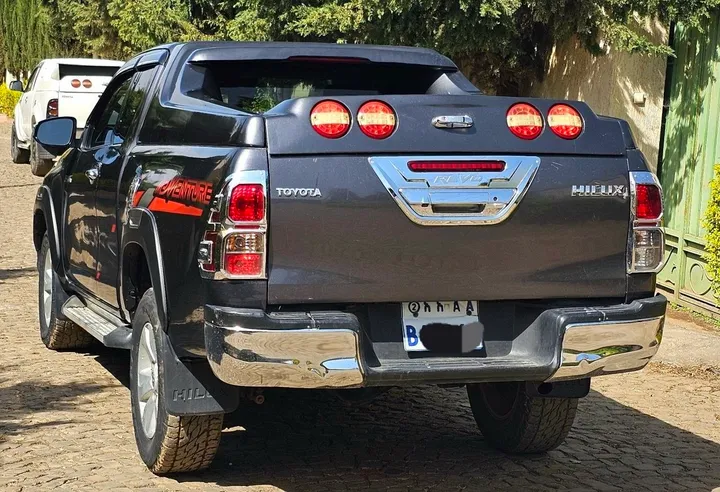 Toyota Revo 2020 Diesel 4WD – photo 6