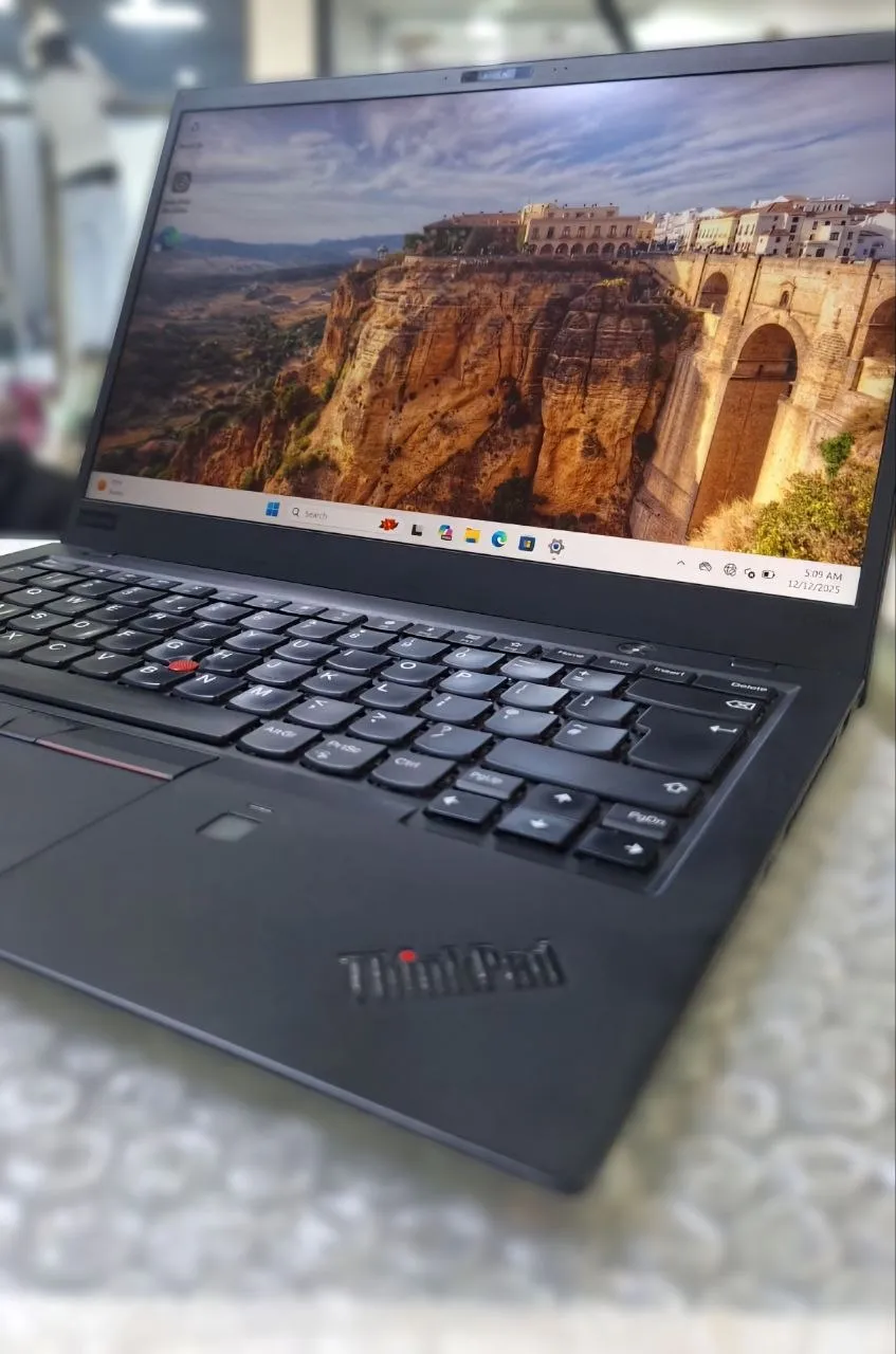 Lenovo X1 Carbon i7 Ultrabook – photo 4
