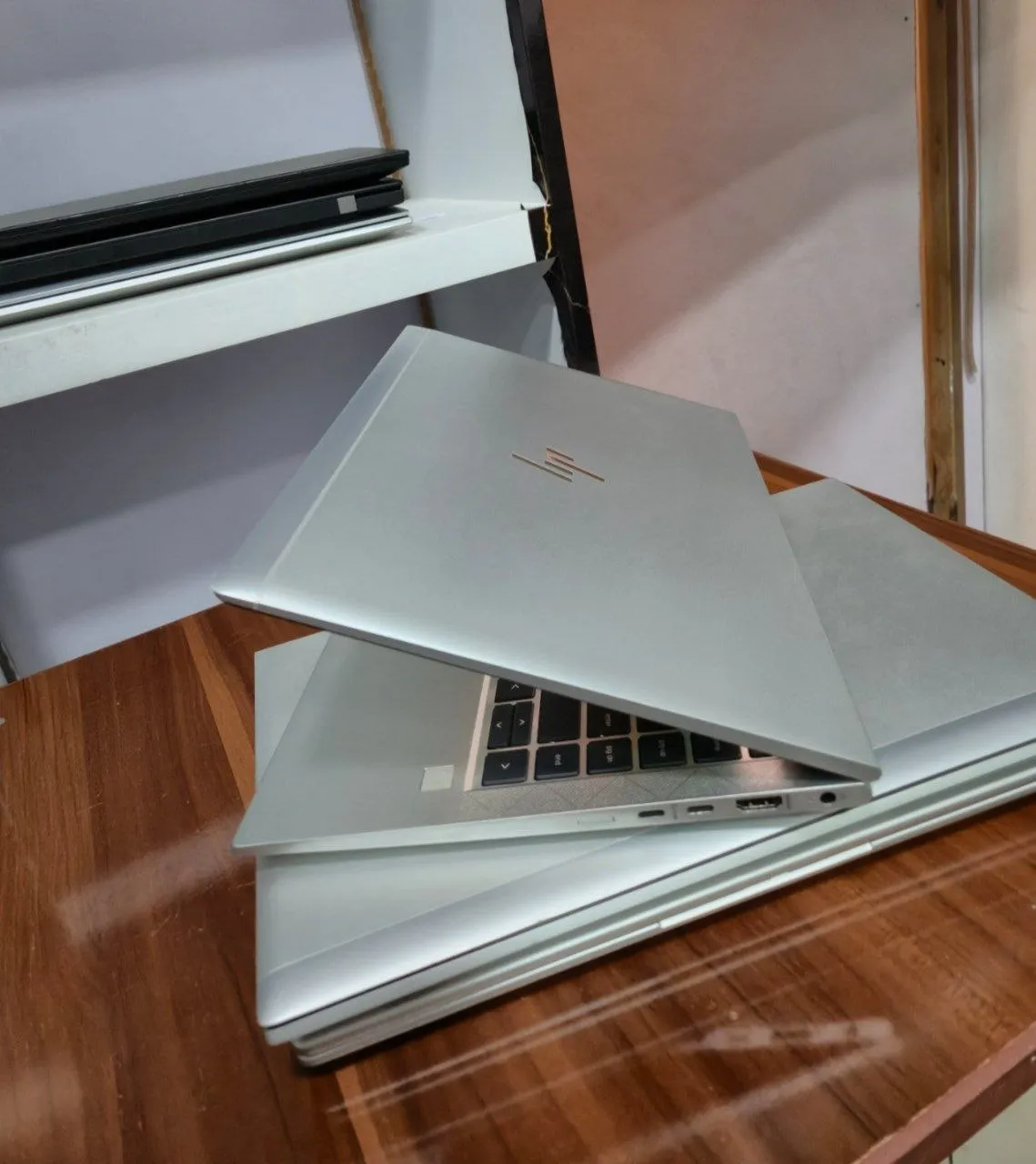 HP EliteBook 845 G8 Ryzen 7 Laptop – photo 3