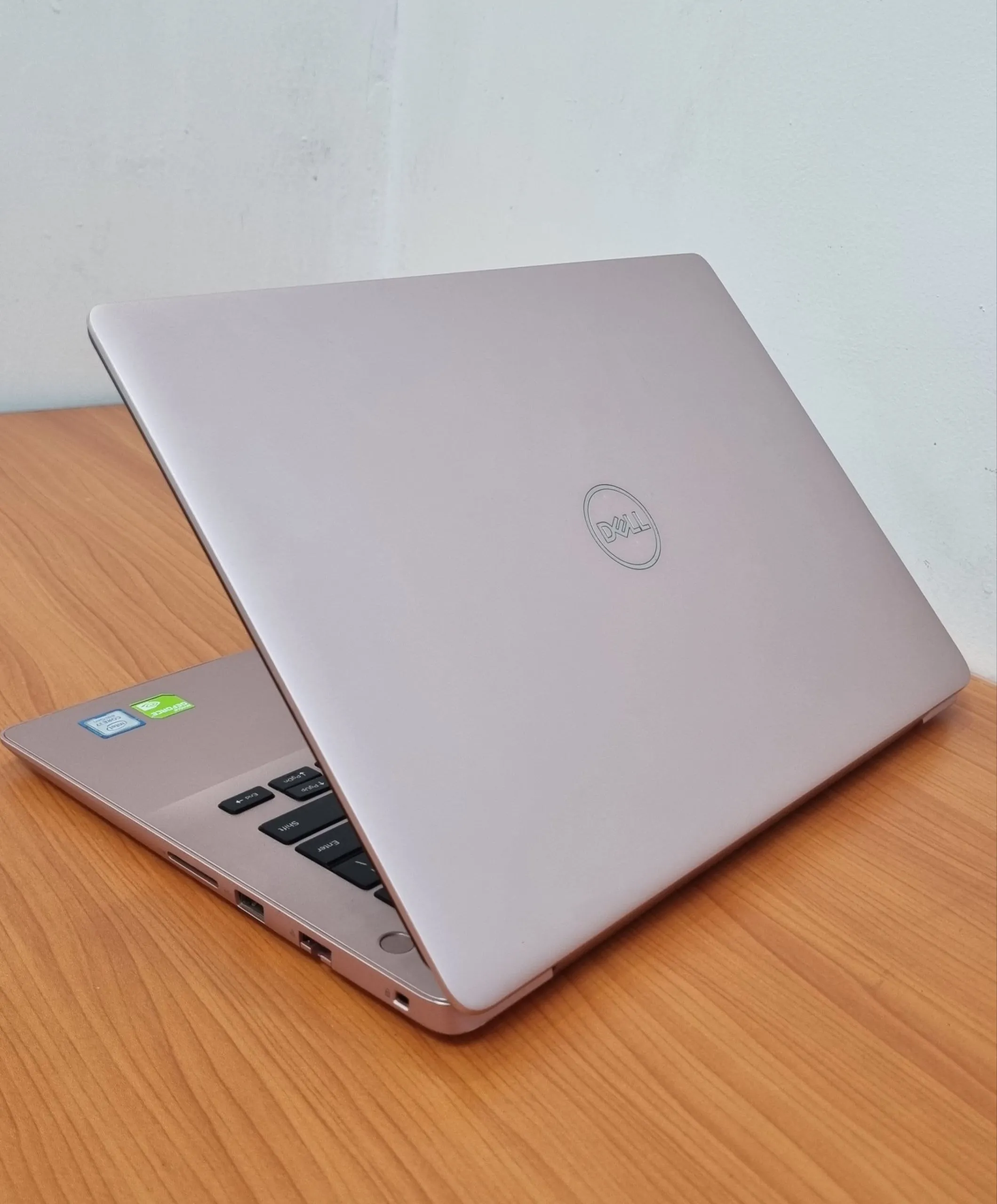 Dell Inspiron 5488 Core i7 Laptop – photo 6