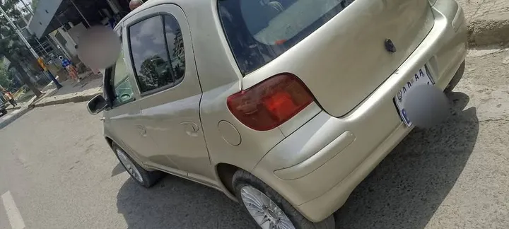 Toyota Vitz 2004 Automatic – photo 3