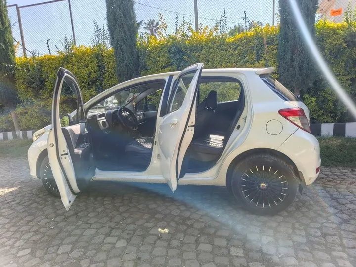 Toyota Yaris Joyla 2014 – photo 5