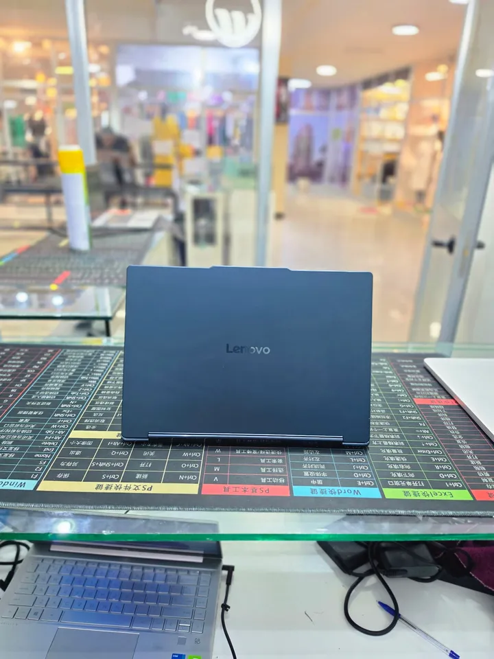 Lenovo Yoga 9i Aura 32GB 1TB – photo 9