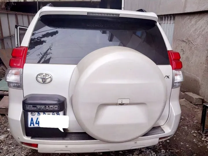 Toyota Landcruiser Prado 2010 Diesel – photo 6