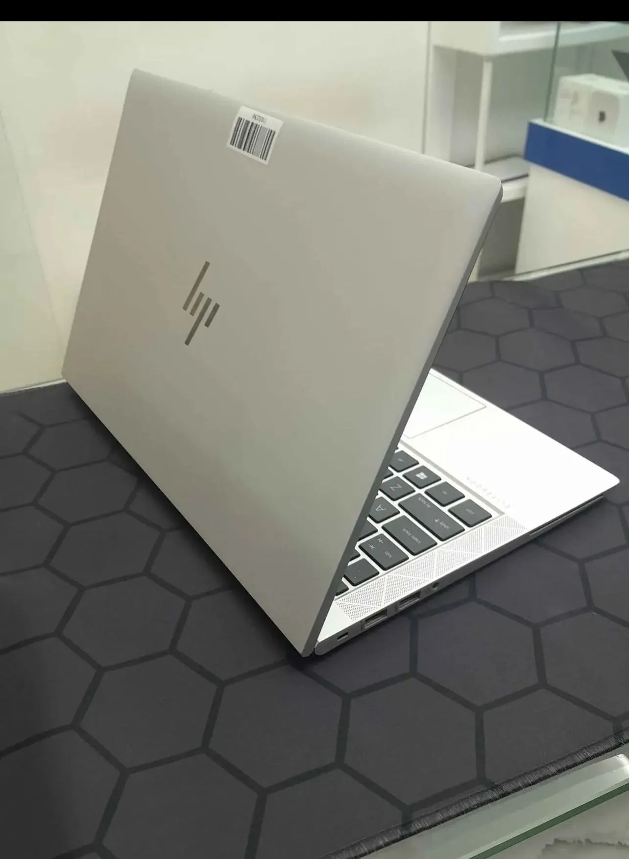 HP EliteBook 840 G7 Touchscreen – photo 3
