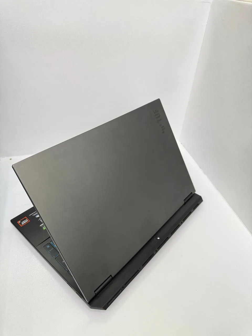 ASUS TUF A16 Ryzen 9 RTX 5070 – photo 4